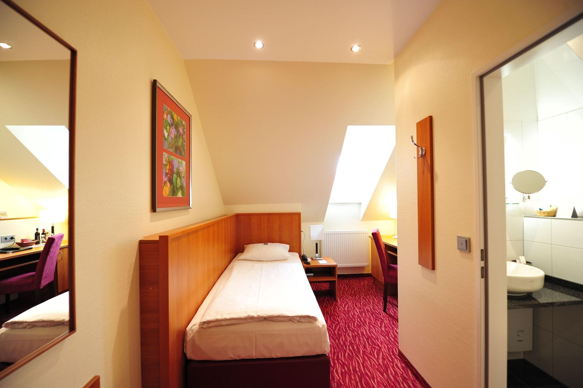 Fruehlings-Hotel Braunschweig Dış mekan fotoğraf